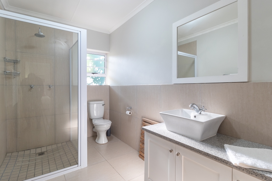 5 Bedroom Property for Sale in Kenton On Sea Eastern Cape